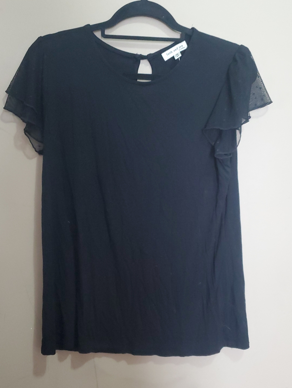Faith & Joy Black Short Sleeve Flutter Sleeve Top Size Medium